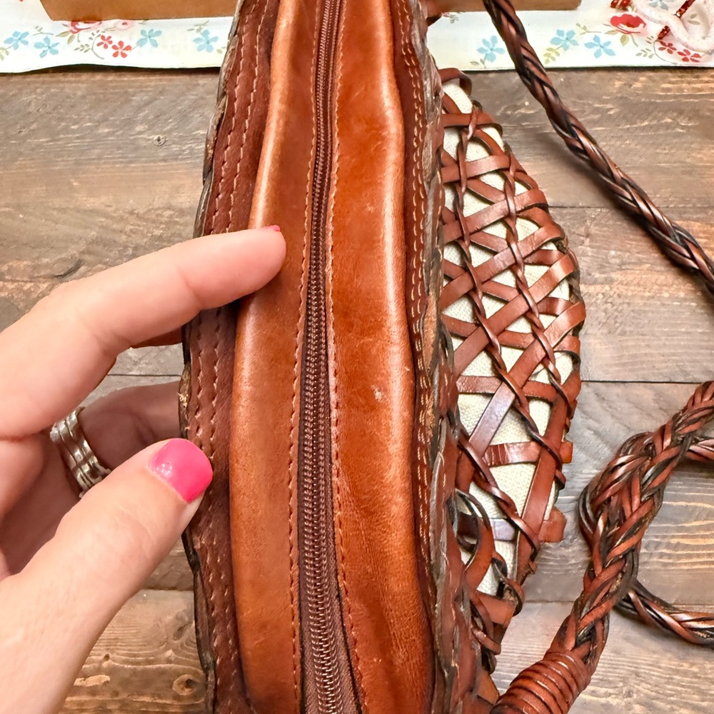 Vintage brown BONANI Basket Weave Leather Crossbody Shoulder Bag Purse - Picture 3 of 12